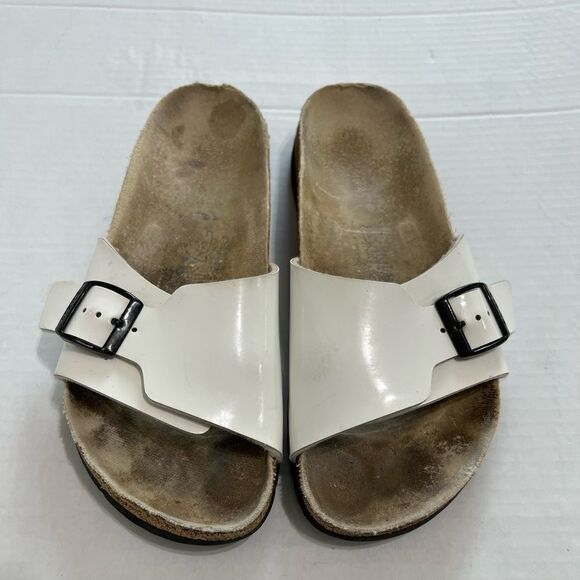 Birkenstock White Patent Leather Sandals - Picture 2 of 9